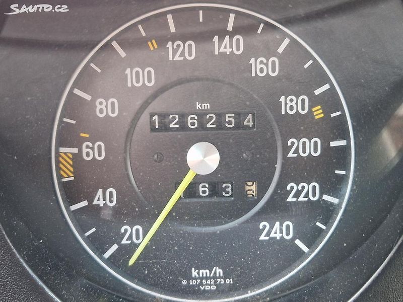 Mercedes-Benz SL (1985) 380 - fotka 13 z 13