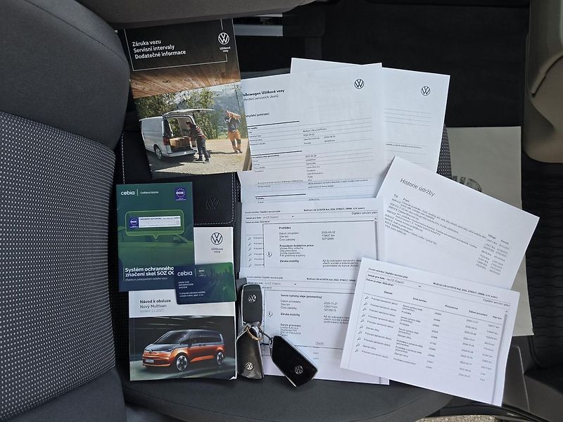 Volkswagen Multivan T7 150kW LIFE LONG DSG WEBASTO - fotka 40 z 49