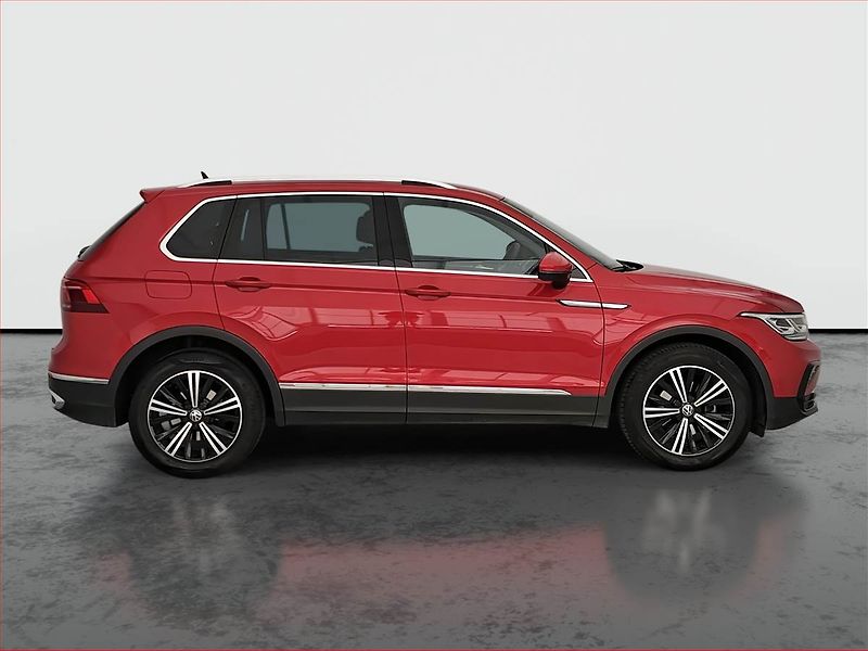 Volkswagen Tiguan (2022) 1.5 TSI - fotka 6 z 16