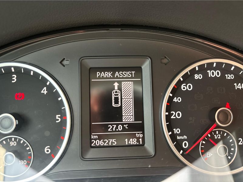 Volkswagen Tiguan 2.0 TDI  81 kw Trend & Fun - fotka 13 z 19