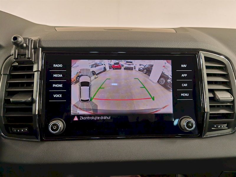 Škoda Karoq (2019) 1.5 TSI 110 kW DSG Style PLUS - fotka 17 z 33