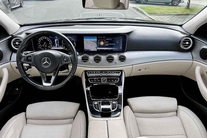 Mercedes-Benz třídy E 350d AMG.