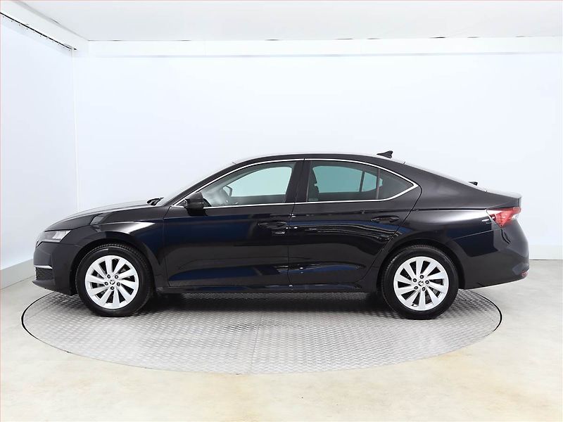 Škoda Octavia (2024) Top Selection 2.0 TDI - fotka 3 z 18