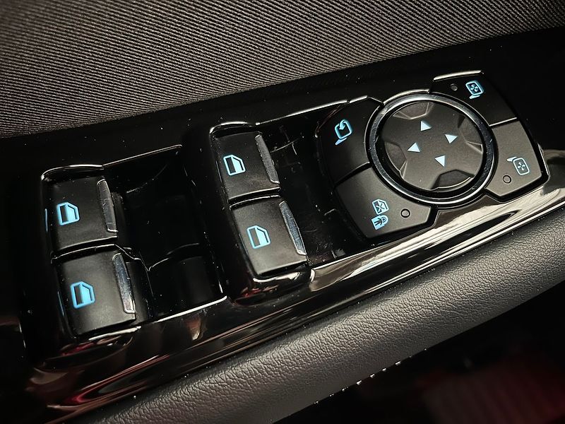 Ford Galaxy 2.5 HEV TITANIUM LED 7míst - fotka 19 z 66