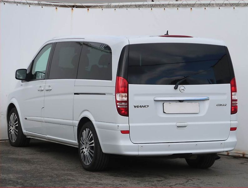 Mercedes-Benz Viano (2013) Trend 2.2 CDI, ČR - fotka 4 z 21