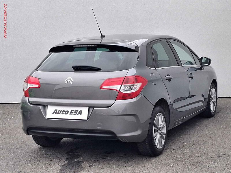 Citroën C4 (2011) 1.4i, AC - fotka 4 z 14