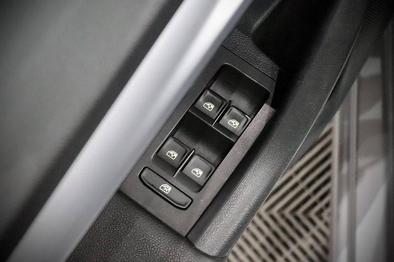 Škoda Octavia 3 FL Combi 1.4 TSI 110 kW - fotka 15 z 29