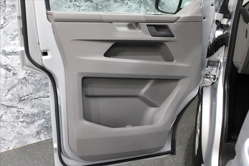 Volkswagen Caravelle 2,0 TDI 110kW DSG Comfortline - fotka 7 z 32