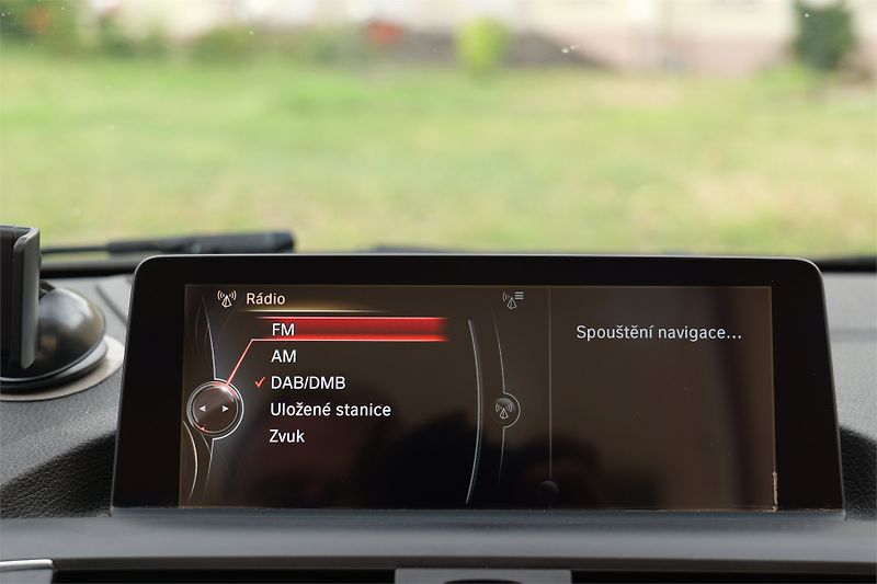 BMW Řada 2 228i Cabrio M-Sport H&K Kamera - fotka 31 z 33