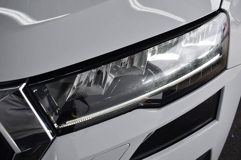 Škoda Karoq (2023) 1,5 TSI 110kW tažné - fotka 19 z 27