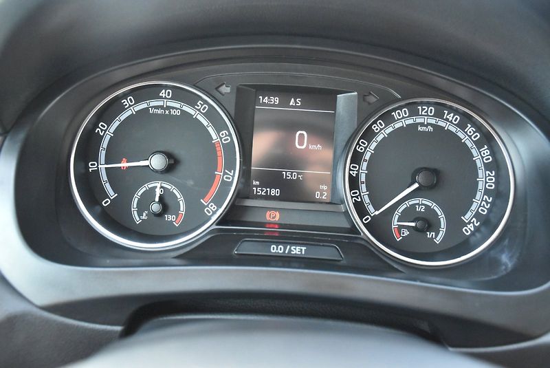 Škoda Rapid (2018) STYLE 1.0 TSI 81kW - fotka 16 z 32