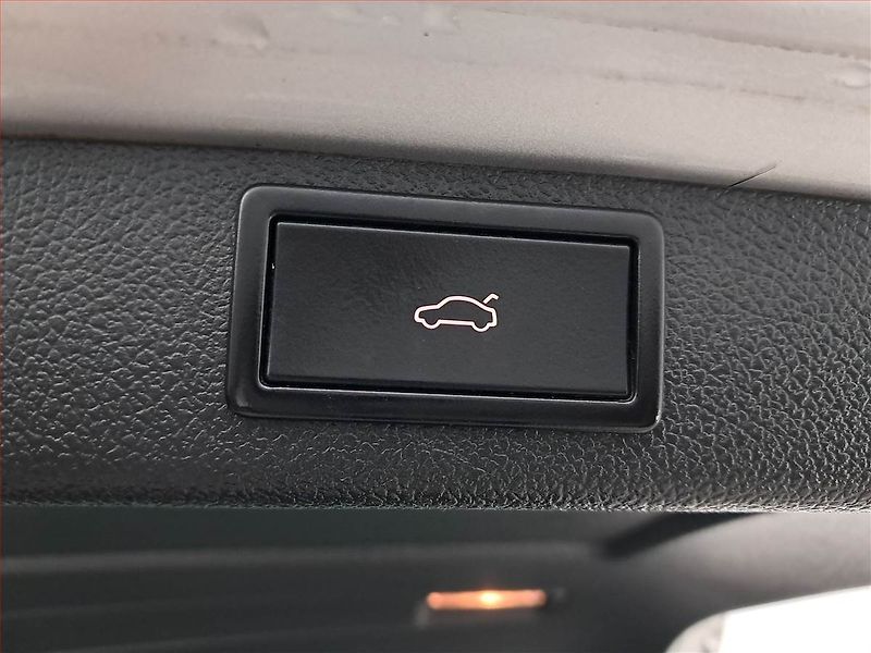 Škoda Superb (2013) 2.0 TDI, Xenony, Tempomat - fotka 15 z 20