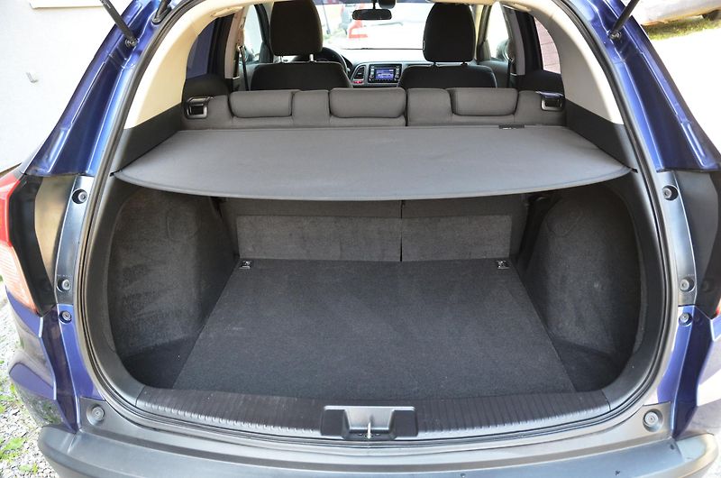 Honda HR-V (2017) 1.5 i-VTEC 96kW/Comfort 1.MAJ. - fotka 30 z 36