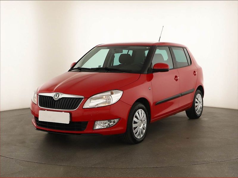 Škoda Fabia (2010) 1.2 TSI, Serv.kniha - fotka 2 z 11
