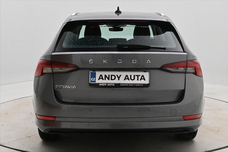 Škoda Octavia 2,0 TDI 110kW DSG Style Záruka - fotka 6 z 33