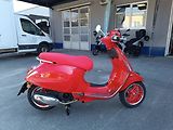 Vespa Primavera 125 3V ABS (2026) E5+ RED FL26  (příslušenství - náhled 8