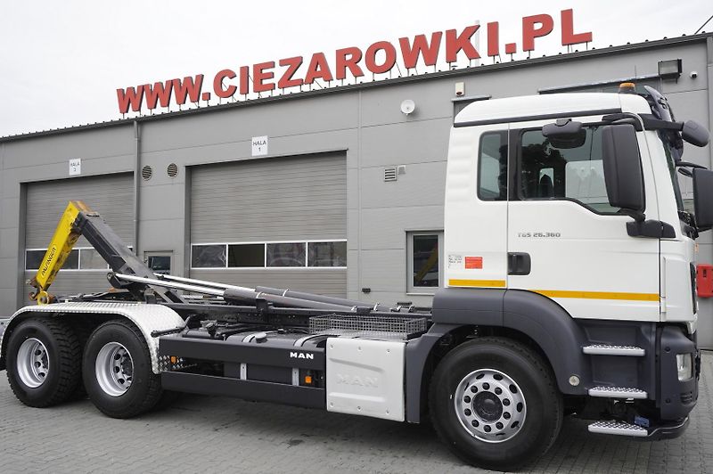 MAN TGS (2016) 26.360 6x4 BB / 160 tho. km - fotka 3 z 24
