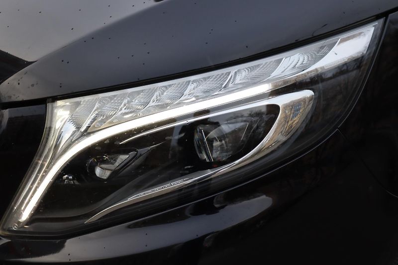 Mercedes-Benz Třídy V V 250D 4MATIC AMG PAKET 140kW - fotka 4 z 47