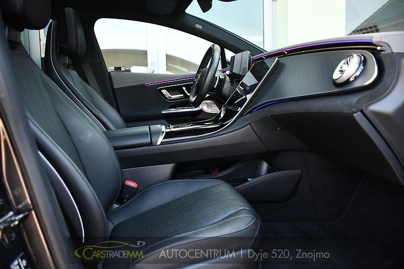 Mercedes-Benz EQE 350 4MATIC - fotka 20 z 52