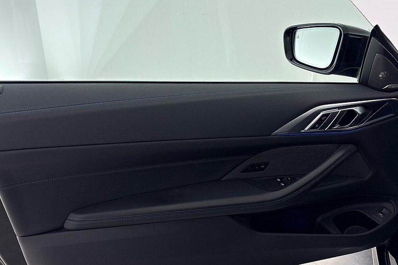BMW Řada 4 M440i xDrive - fotka 14 z 23