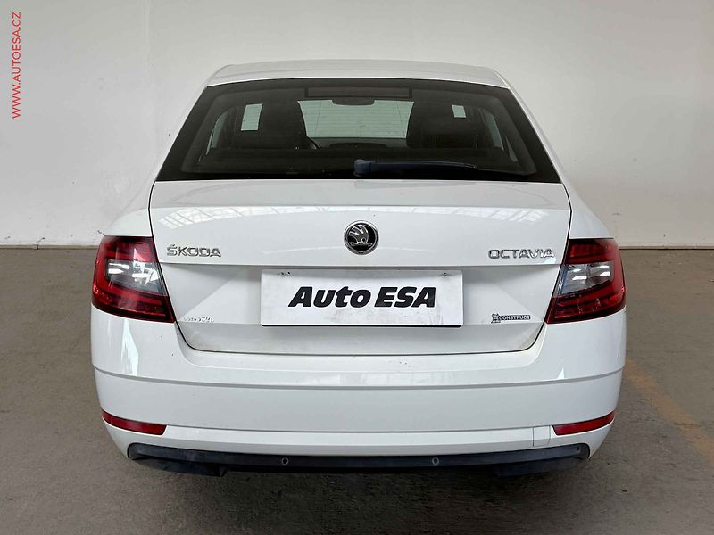 Škoda Octavia (2018) 1.6TDi, ČR, Ambition, LED - fotka 5 z 14