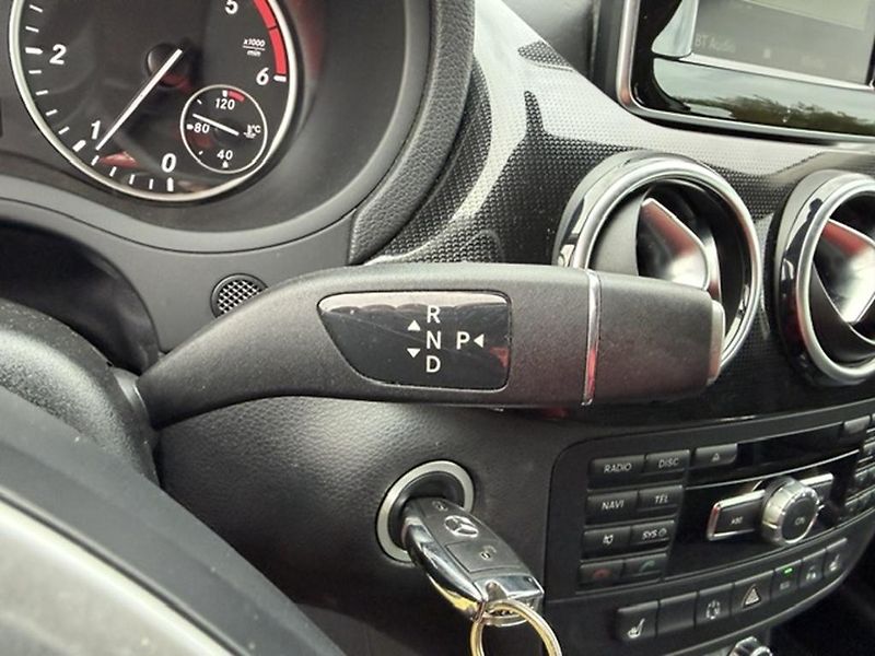 Mercedes-Benz Třídy B B 180 CDi 80kW - fotka 21 z 32