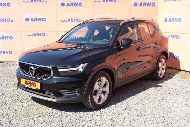 Volvo XC40 2,0 D4, ČR, SERVIS.KN., AWD. - fotka 3 z 39
