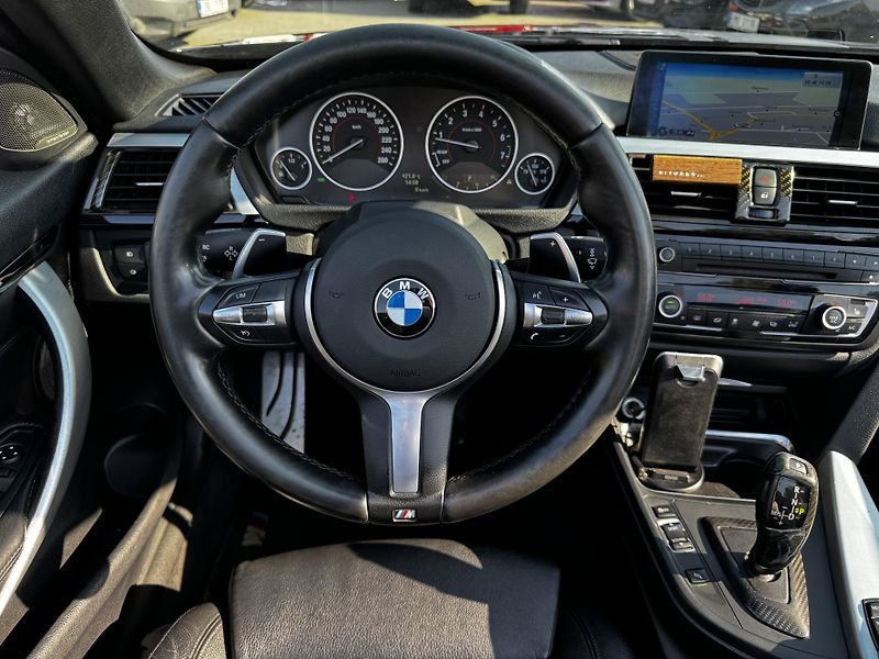 BMW Řada 4 (2014) 435i M-paket - fotka 21 z 38