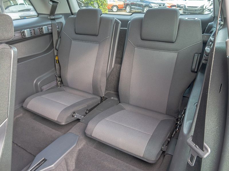 Opel Zafira (2008) 1.9CDTi 88KW SPORT – 7 sedadel - fotka 36 z 48