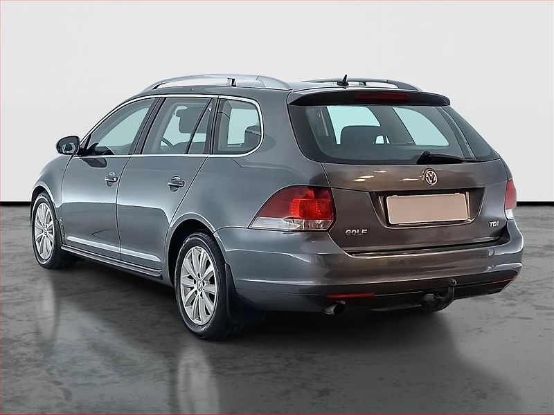 Volkswagen Golf (2010) 1.6 TDI, po STK, Tažné - fotka 4 z 16
