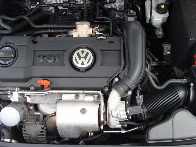 Volkswagen Golf 1.4 TSi, Comfortline - fotka 20 z 24