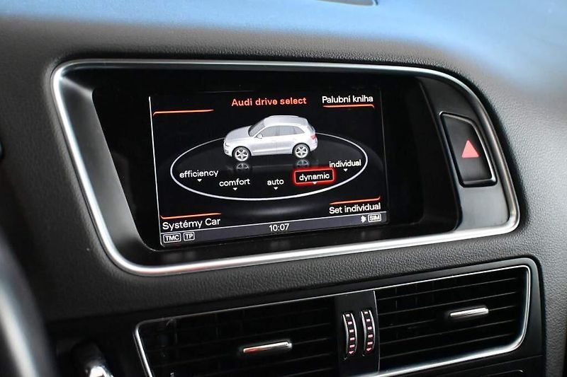 Audi SQ5 (2014) 3.0 230 KW QUATTRO Bi-Xenon Ka - fotka 18 z 44