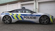Nové hybridní BMW i8 jihomoravských policistů využívá pohon na elektřinu i spalovací motor.
