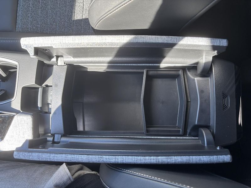 Peugeot 5008 (2026) ALLURE Hybrid 145 e-DCS6 - fotka 20 z 25