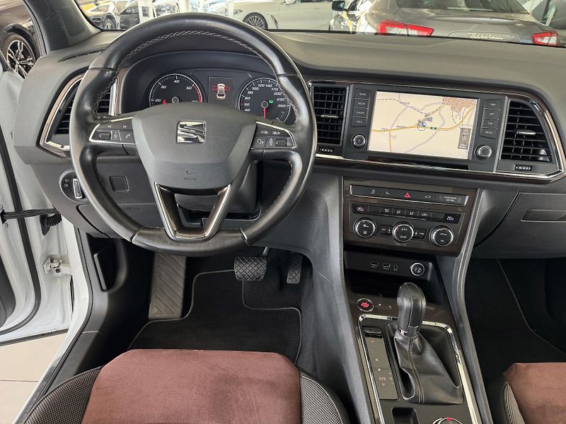 Seat Ateca 2,0TDI 140kW*4x4*DSG*XCELLENCE - fotka 12 z 34