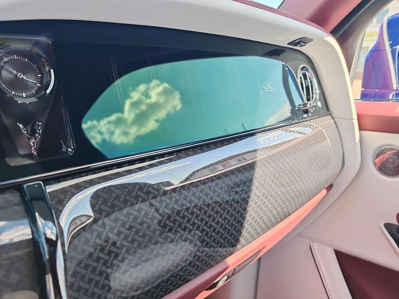 Rolls-Royce Cullinan Black Badge, CZ, Nový vůz - fotka 22 z 26