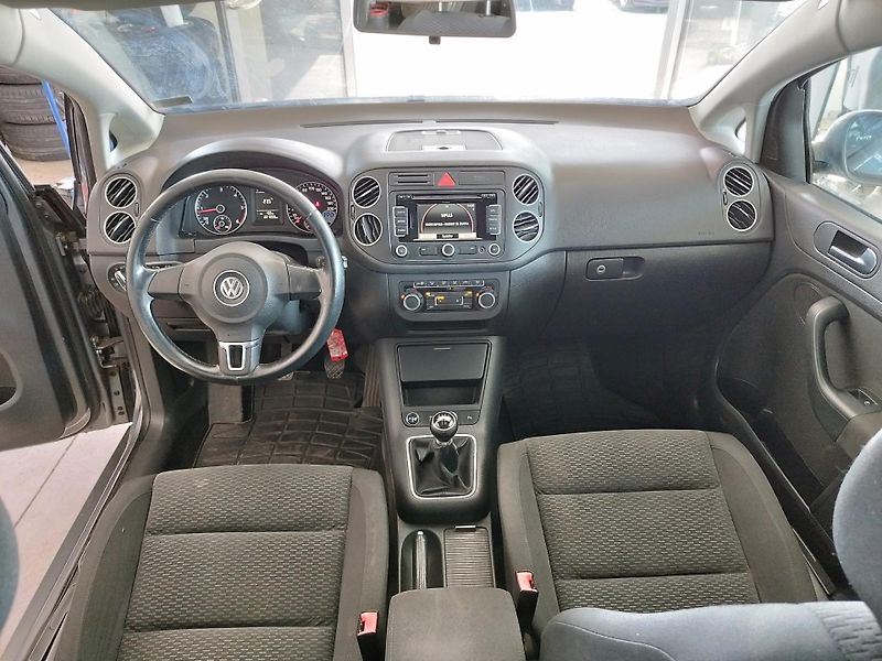 Volkswagen Golf Plus (2010) 1,6TDI,77KW,AUT.KLIMA,ALU KOLA - fotka 19 z 25