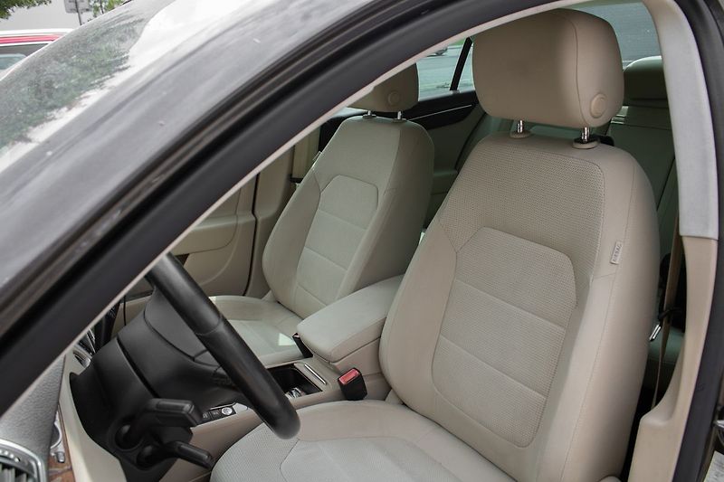 Volkswagen Passat - fotka 10 z 27