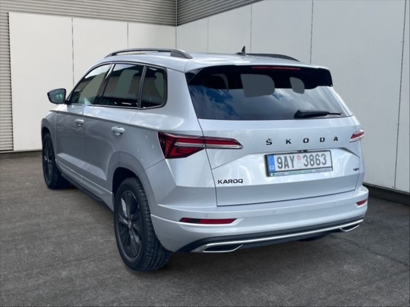 Škoda Karoq 2,0 TDI 110 Sportlin 4x4 AT - fotka 4 z 11