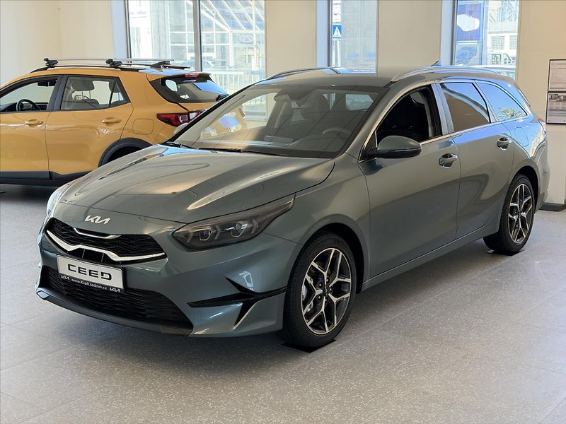 Kia Ceed 1,5 T-GDI SW 7DCT TOP+Business - fotka 3 z 10