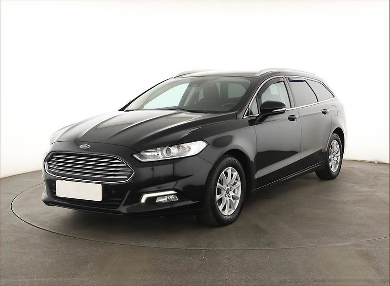 Ford Mondeo (2017) 2.0 TDCI, Serv.kniha, Tempomat - fotka 2 z 15