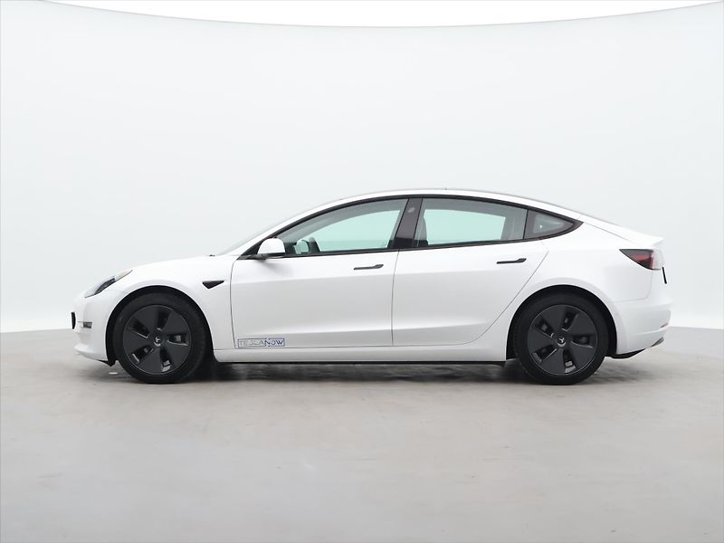 Tesla Model 3 Long Range 79kWh AWD sOH 93,3% - fotka 4 z 31