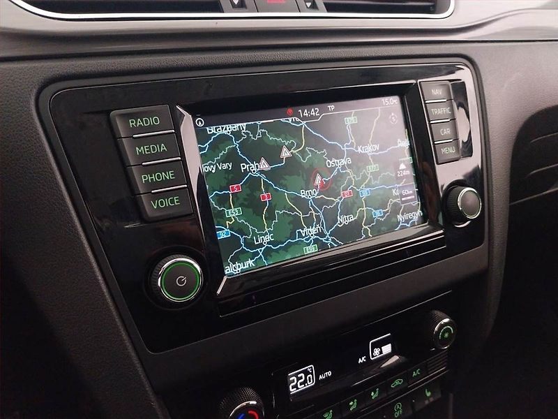 Škoda Rapid (2018) Spaceback 1.4 TSI, Automat - fotka 16 z 22