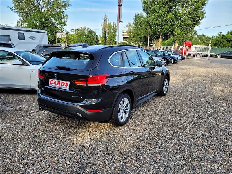 BMW X1 PHEV zálohováno - fotka 6 z 50