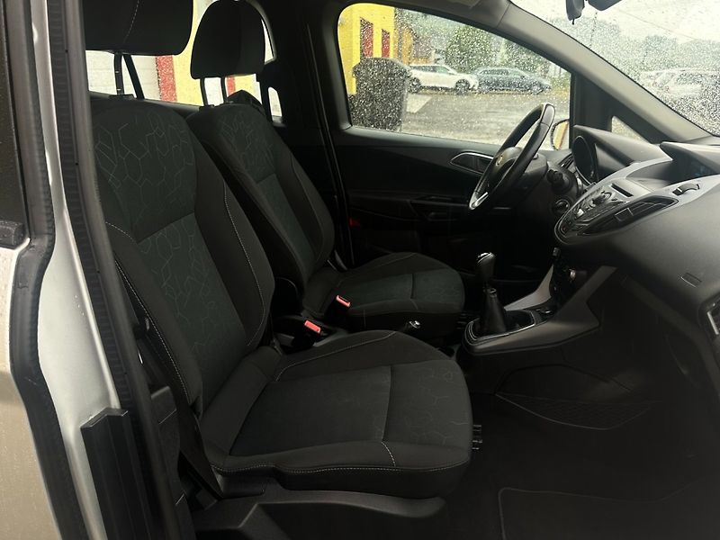 Ford B-MAX (2014) 1.0i 74kW/1MAJ/Serv.Knih/Pěkný - fotka 18 z 27