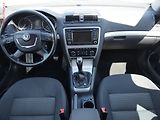 Škoda Octavia (2013) 2.0 TDI 4x4, ČR, Bixenon, AC - náhled 8