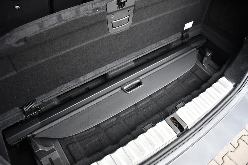 BMW Řada 3 320d xDrive M-SPORT   - fotka 57 z 64
