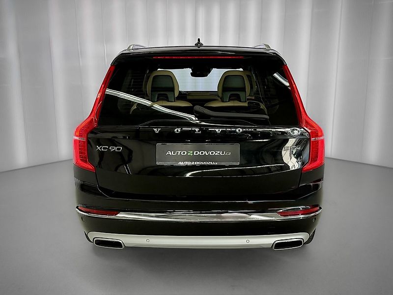 Volvo XC90 B5 AWD INSCRIPTION, ACC, LED, - fotka 6 z 30