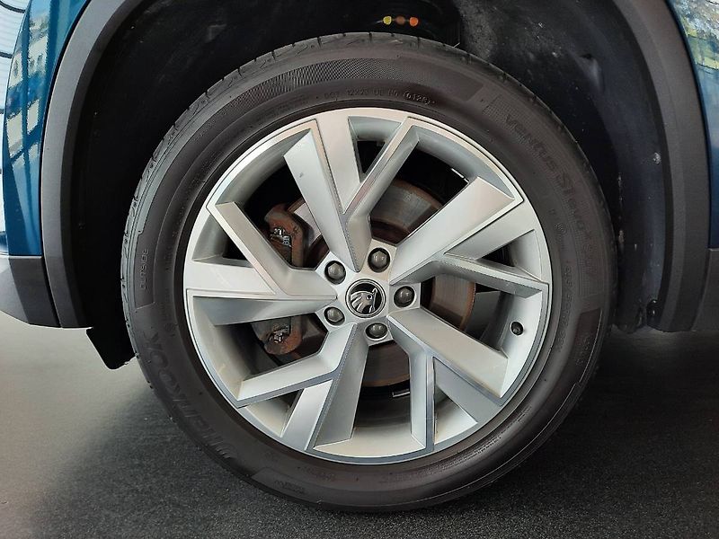Škoda Kodiaq (2023) Style 2.0 TSI 4x4 (140kW/190k) - fotka 26 z 27