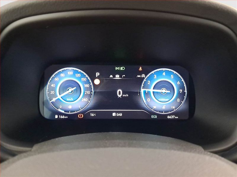 Hyundai i30 (2025) N-Line 1.5 T-GDI MHEV 48V - fotka 11 z 20